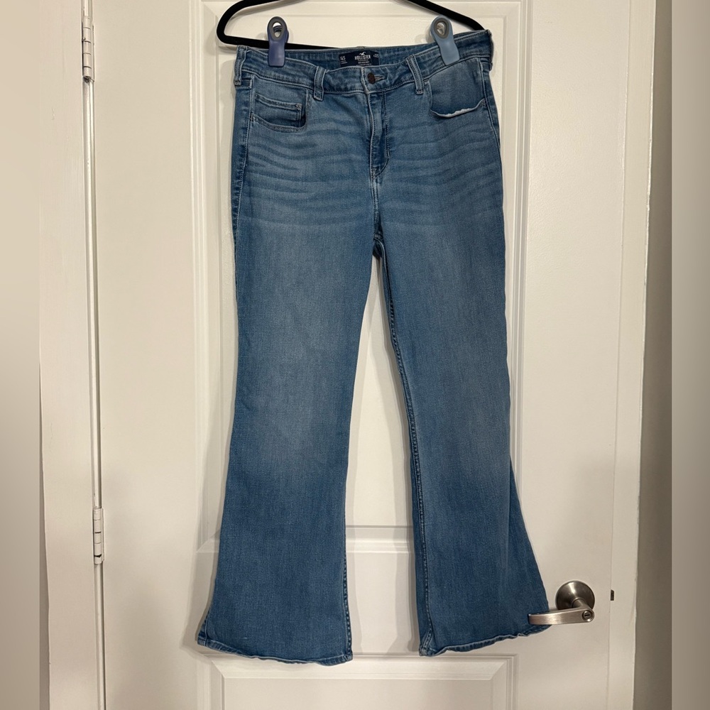 Hollister Mid-Rise Soft Stretch Bootcut Jeans in Medium Wash, Size 14S Vintage